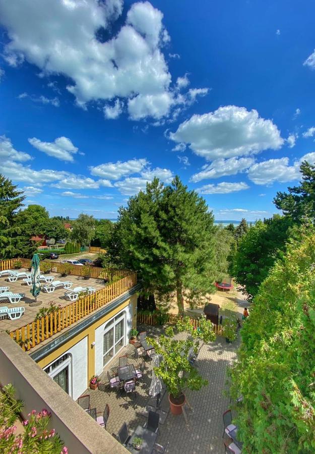 Hotel Magnolia Balatonszepezd Εξωτερικό φωτογραφία