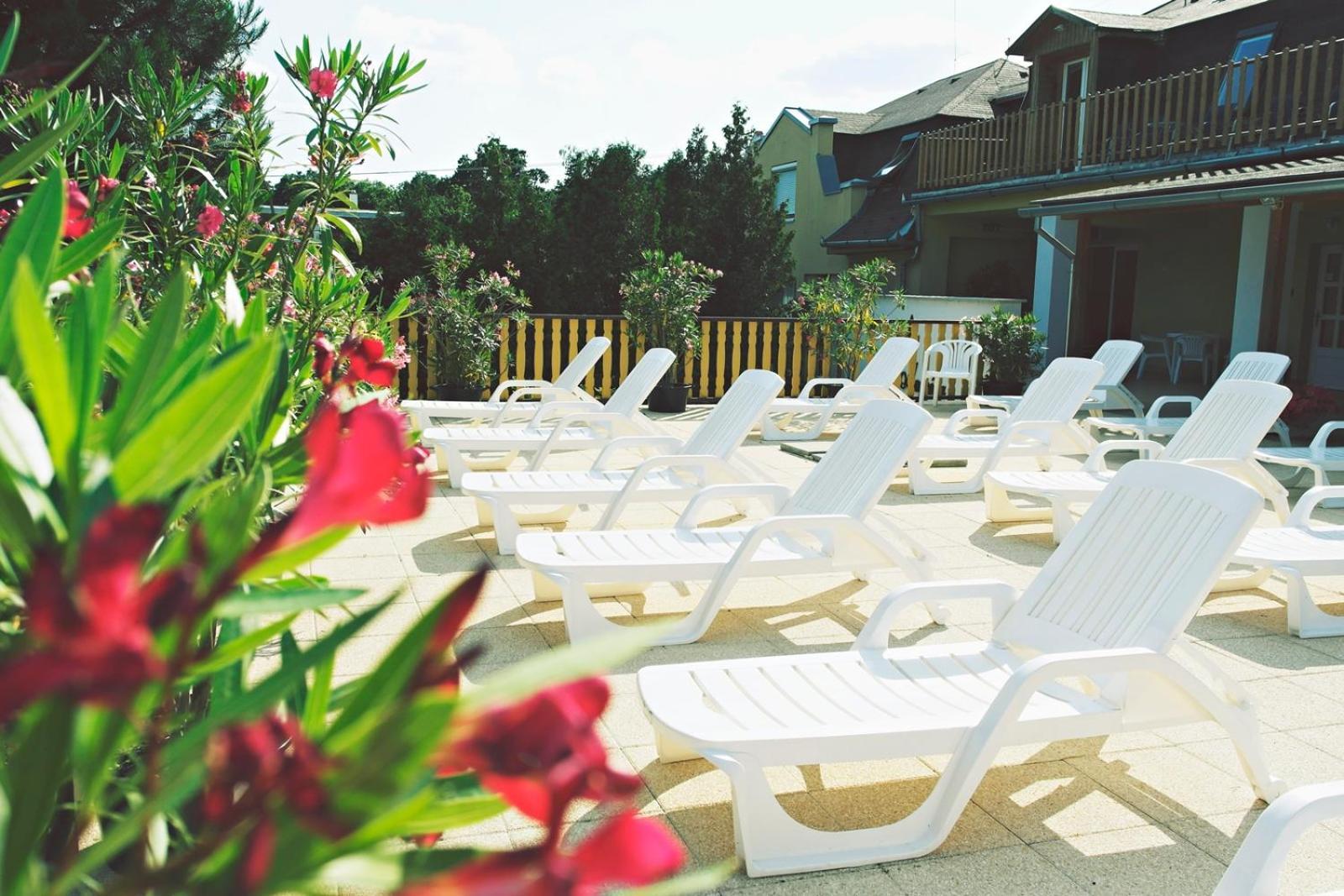 Hotel Magnolia Balatonszepezd Εξωτερικό φωτογραφία