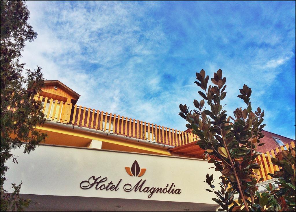 Hotel Magnolia Balatonszepezd Εξωτερικό φωτογραφία