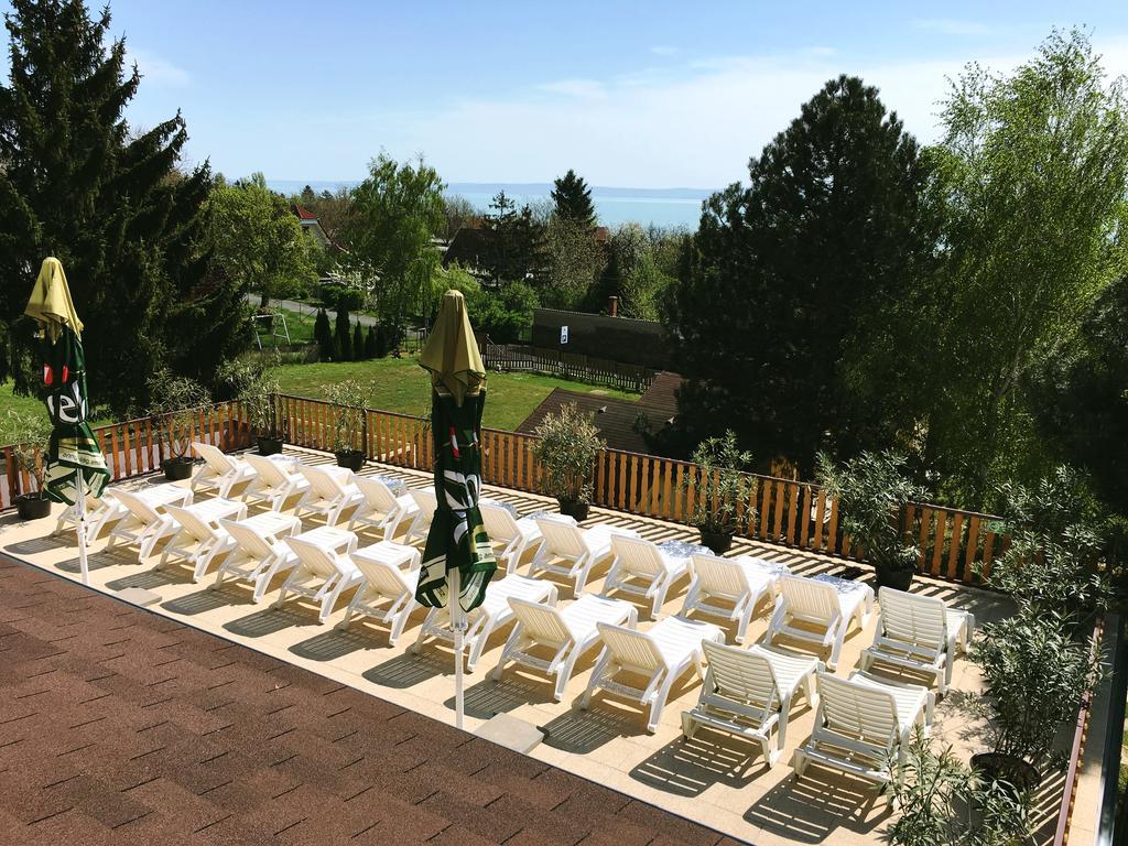 Hotel Magnolia Balatonszepezd Εξωτερικό φωτογραφία